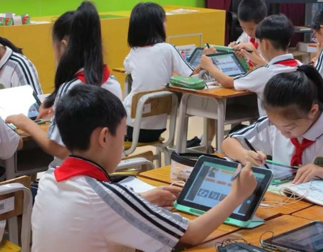 数据洞察对课程内容教育方法和评估系统进行系统性优化 数据洞察对课程内容教育方法和评估系统进行系统性优化